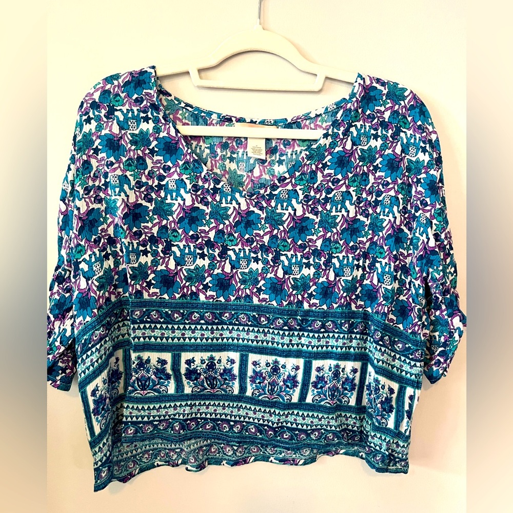 BOG Collective blue/ purple printed crop top size medium